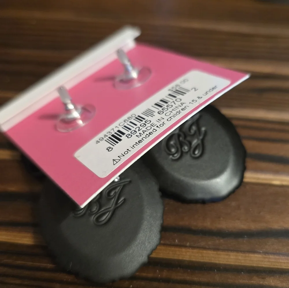 Betsey Johnson Black Bow Swan  Earrings! - Picture 4 of 12